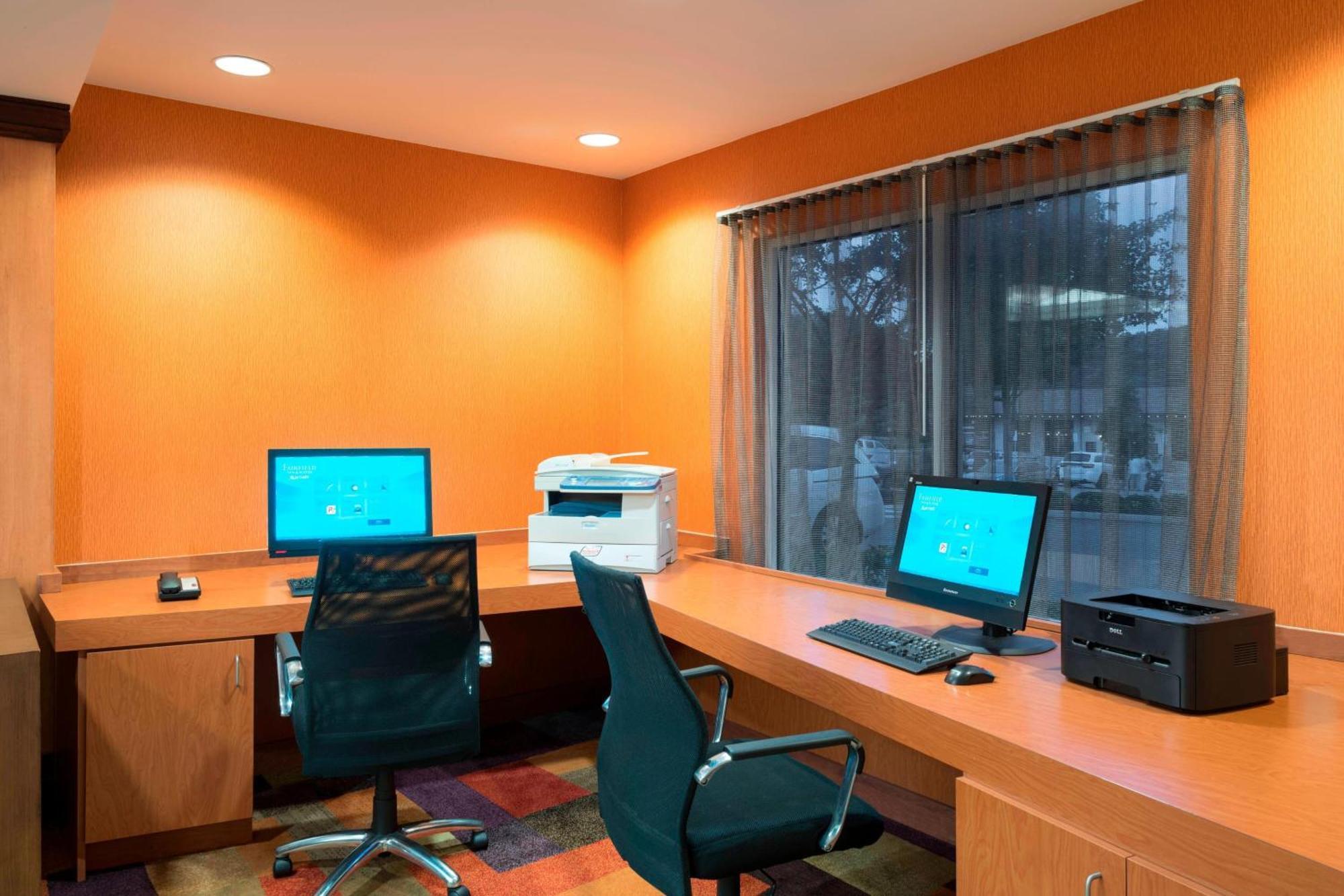 Fairfield Inn & Suites By Marriott State College Dış mekan fotoğraf